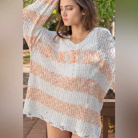 POL Crochet Sweater - Picture 1 of 3
